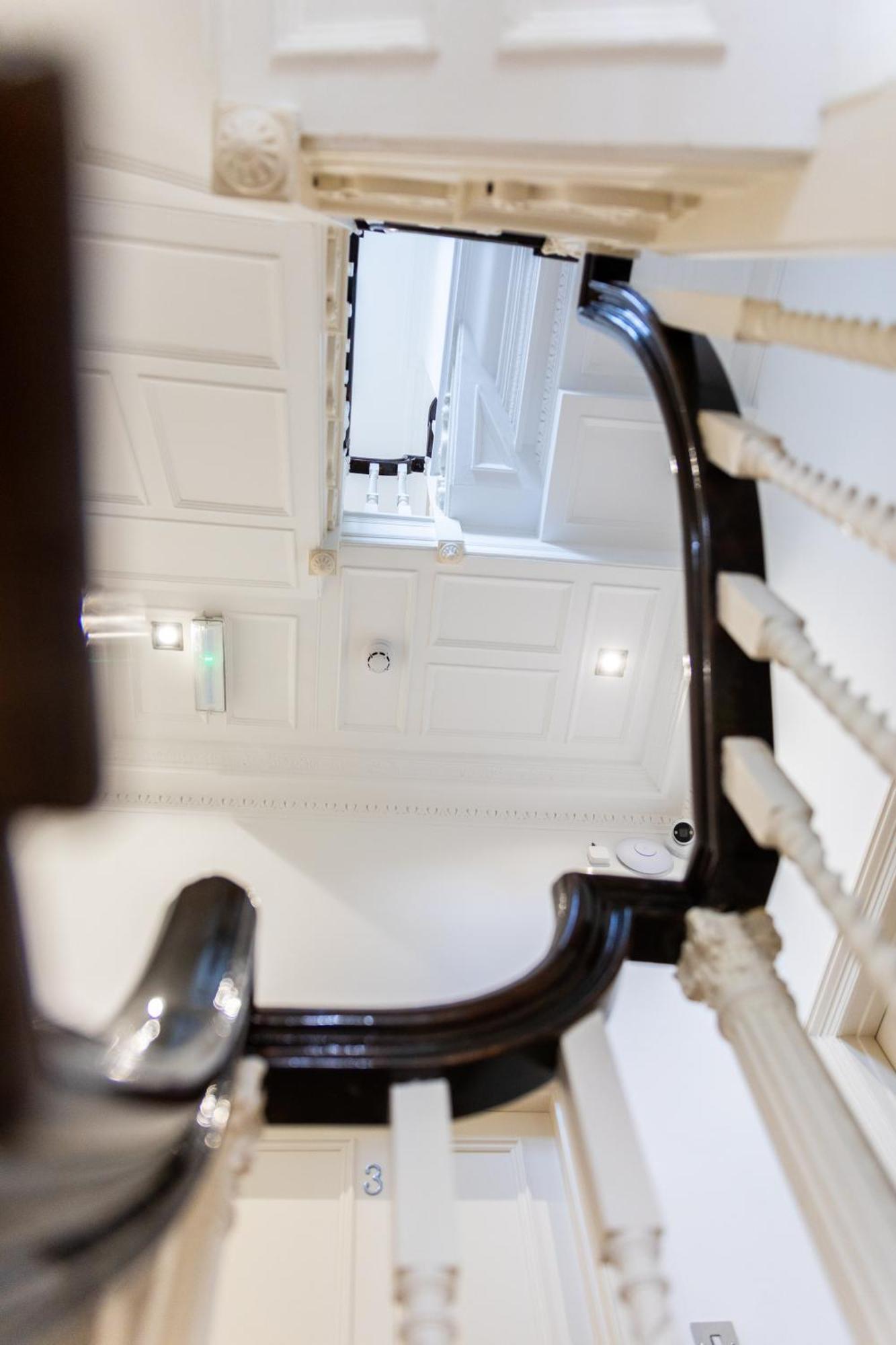 The Chapter - Mayfair Residences Лондон Екстер'єр фото