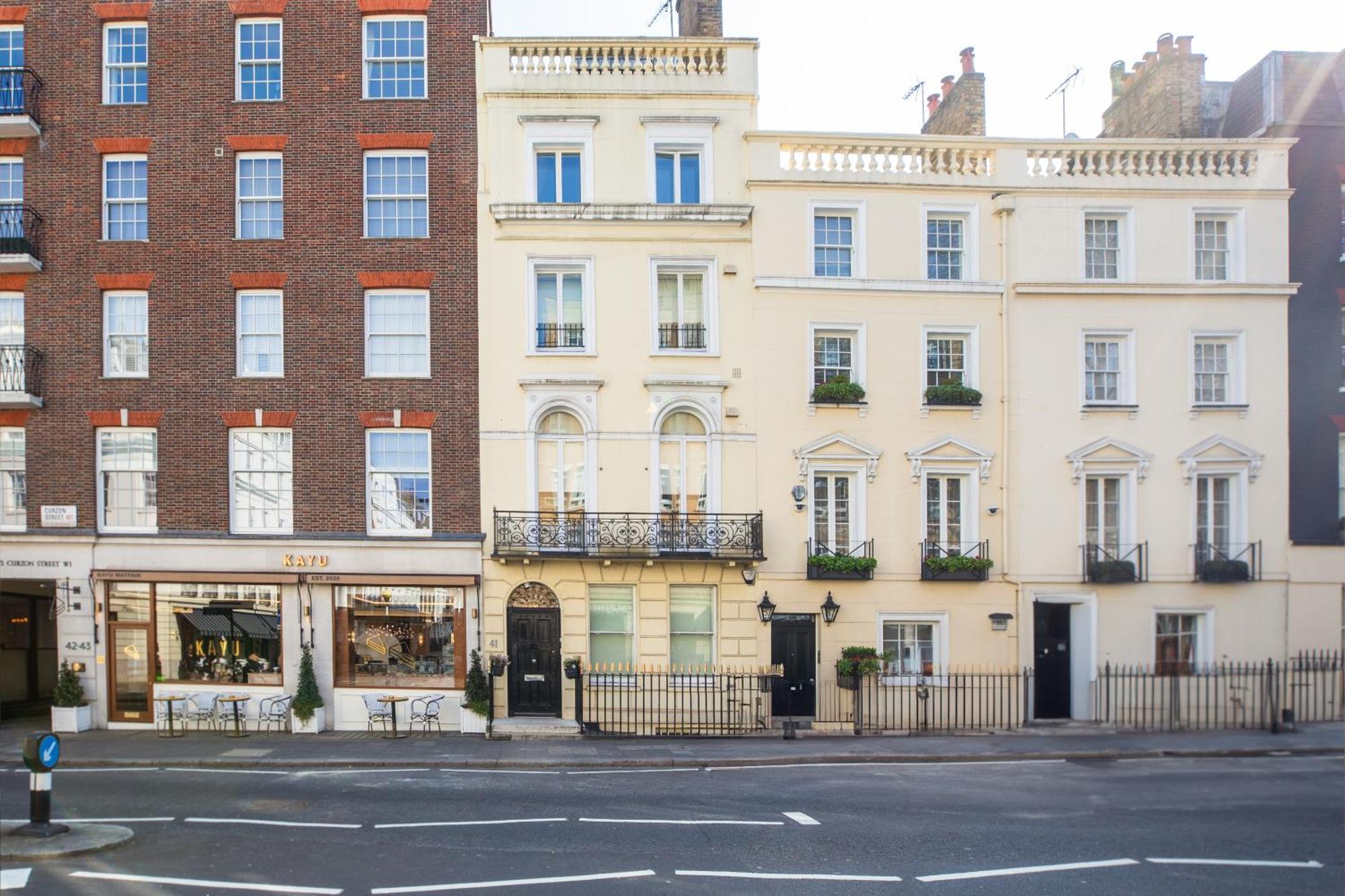 The Chapter - Mayfair Residences Лондон Екстер'єр фото