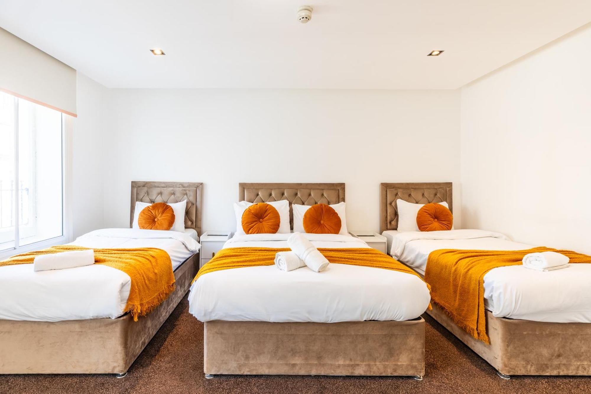 The Chapter - Mayfair Residences Лондон Екстер'єр фото