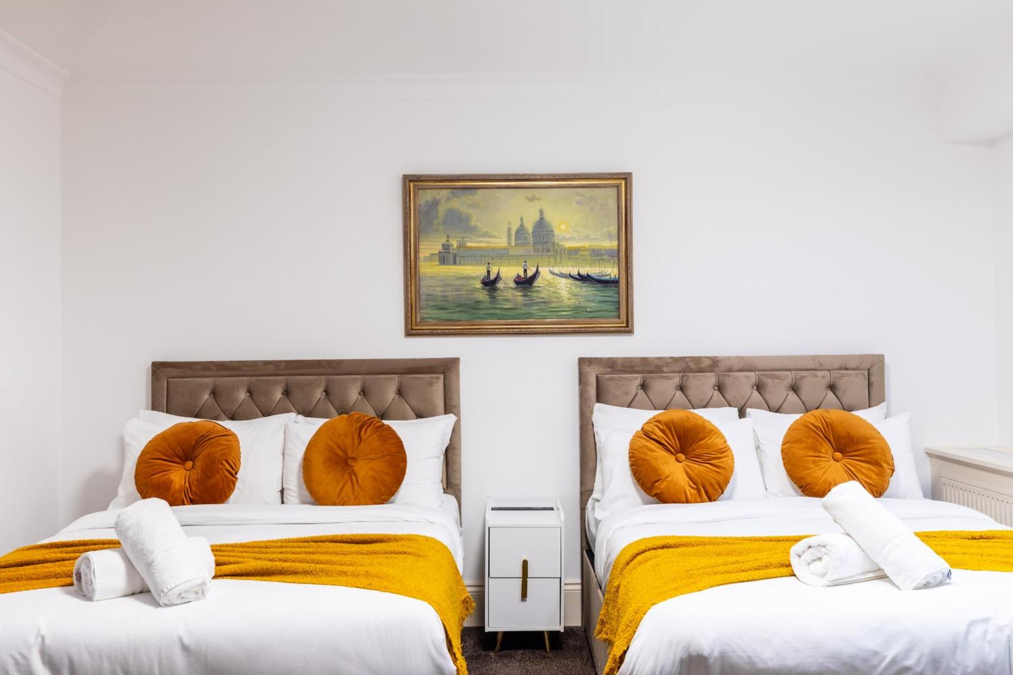 The Chapter - Mayfair Residences Лондон Екстер'єр фото