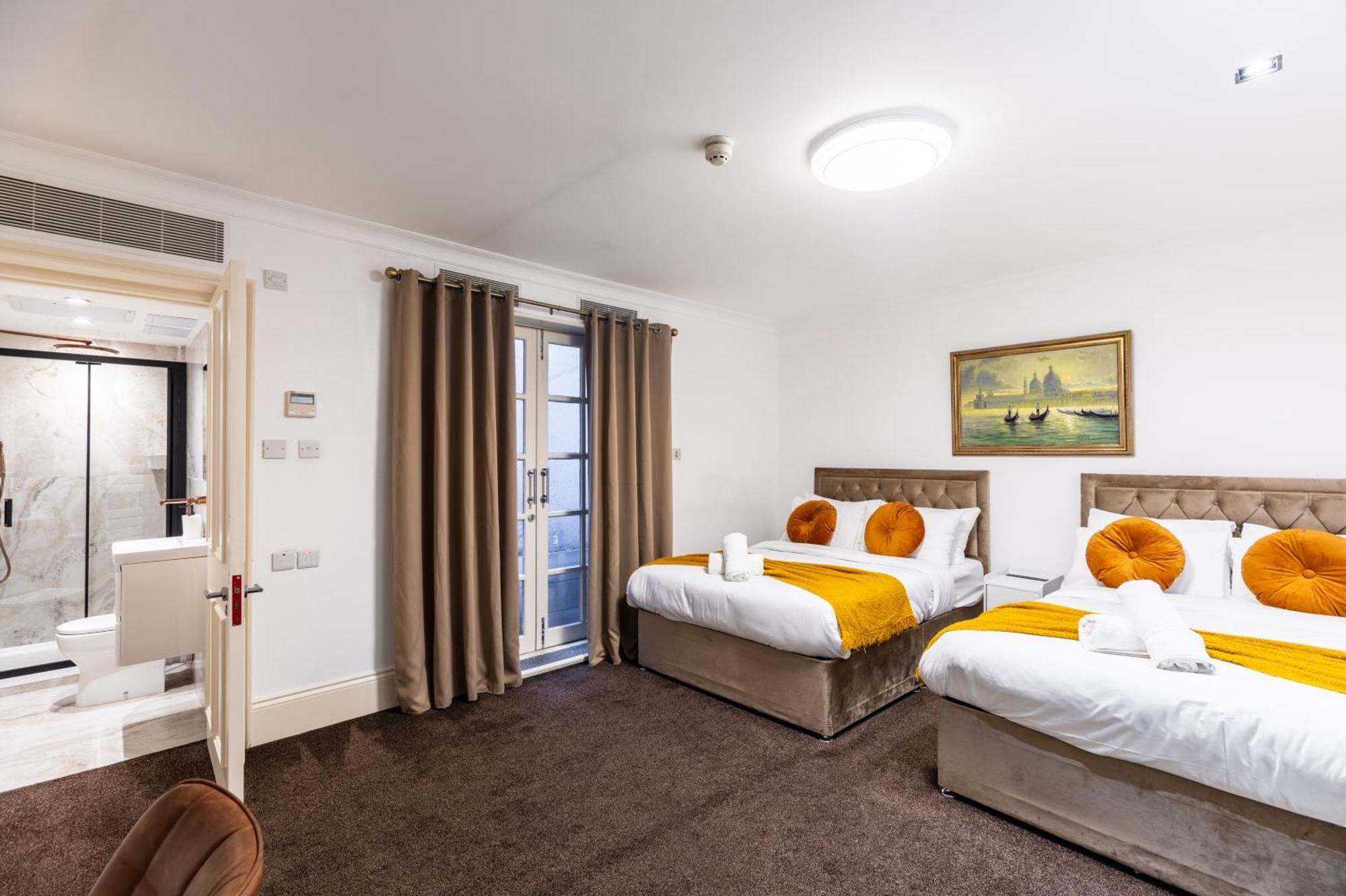 The Chapter - Mayfair Residences Лондон Екстер'єр фото